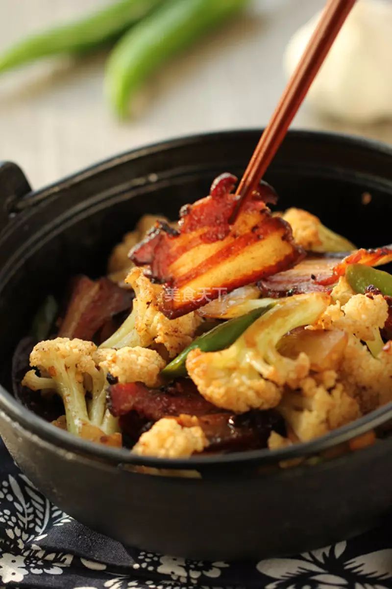 河南大学举行2018年“校长见面会”首场活动-3377app(图1) 河南大学举行2018年“校长见面会”首场活动-3377app(图1)