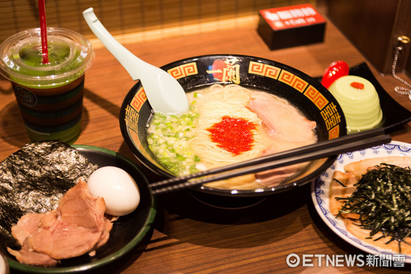 3377app|广东2018年度中等职业教育质量年报出炉,超7成从事技术工作(图3) 3377app|广东2018年度中等职业教育质量年报出炉,超7成从事技术工作(图3)