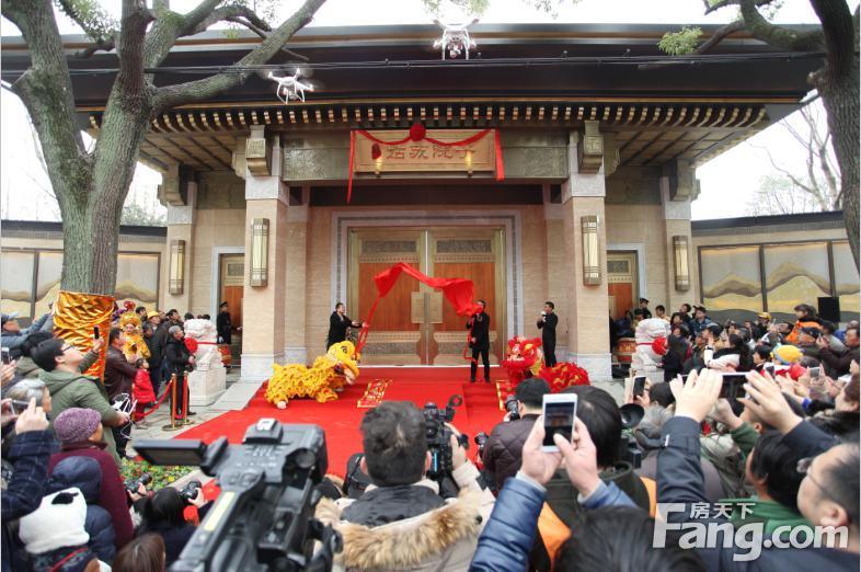 河南大学在量子点发光二极管领域取得突破性研究进展“3377app”(图1) 3377官网